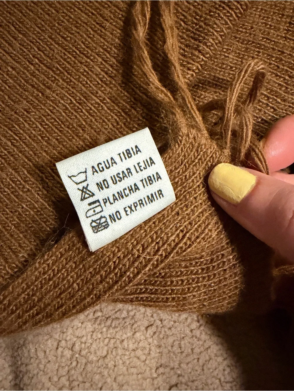 100% Baby Alpaca Cozy Camel colored Fringed Knit Scarf #149